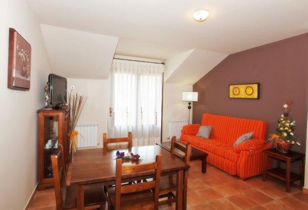 Apartamentos Pirineos Ordesa El Pueyo de Araguas Ngoại thất bức ảnh