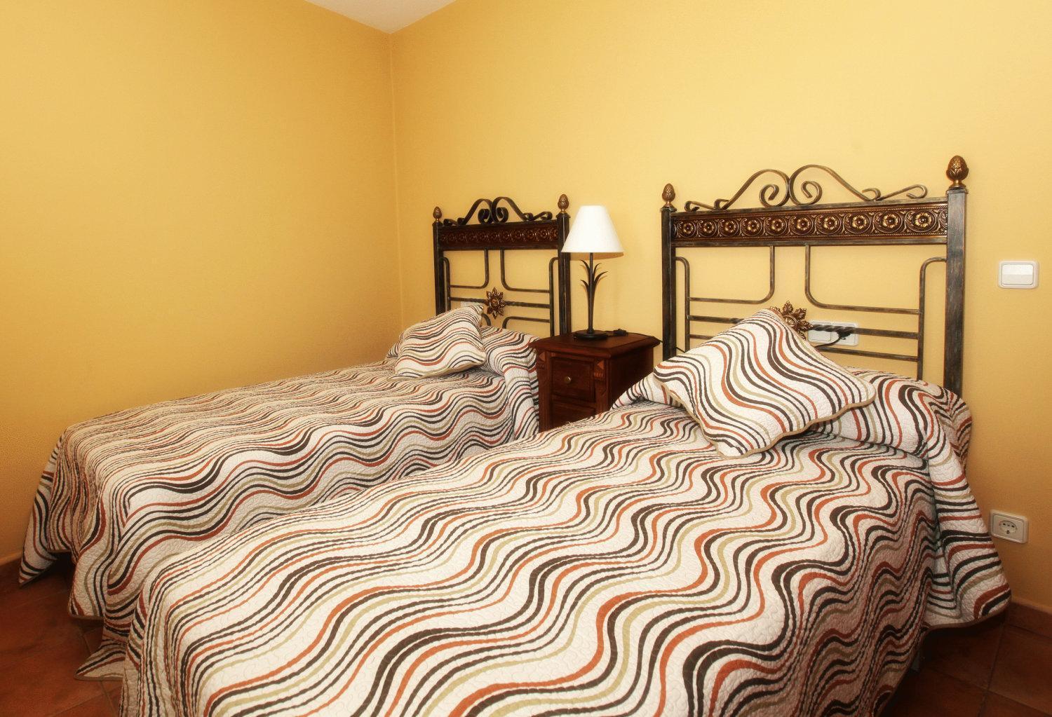 Apartamentos Pirineos Ordesa El Pueyo de Araguas Ngoại thất bức ảnh